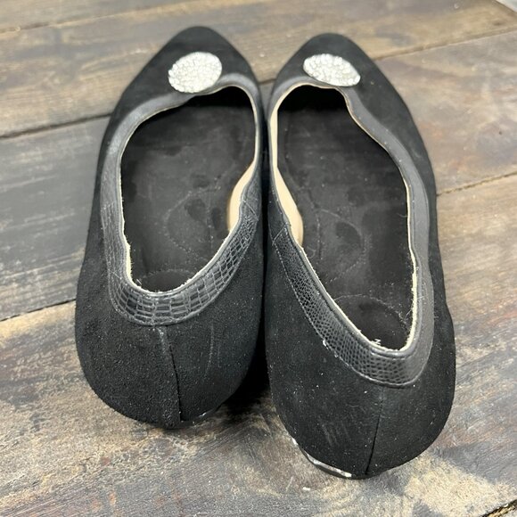 Avon SHOES Size 11 WOMENS Cushion Walk Suede w/ Jeweled Heels - Picture 5 of 7